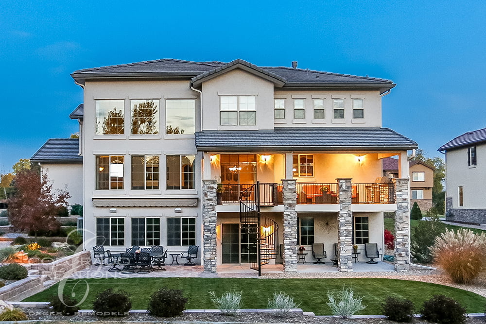 Arvada Deck Builder - Covered Deck - Covered Patio - Built in Grill
