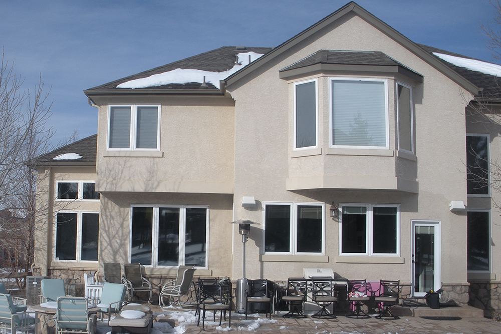 Highlands Ranch Deck Builder - Built-in Grill - Fire Pit - Covered Patio - BEFORE