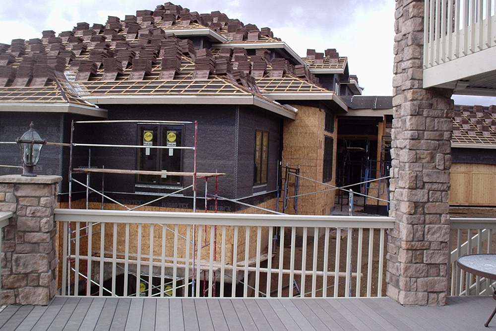 Colorado Creations Deck Builder - Aurora, Co Secluded outdoor living - BEFORE