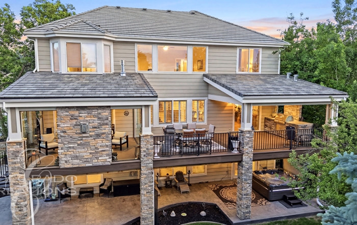 Castle Rock Outdoor Living Room with Fireplace and TV